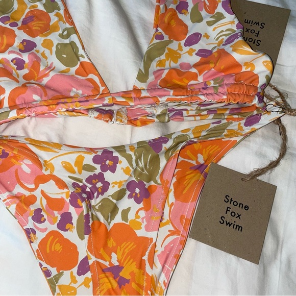 NWT Stone Fox Swim Bloom Print Paloma Top + Luka Bottom in Size Large - Picture 2 of 2
